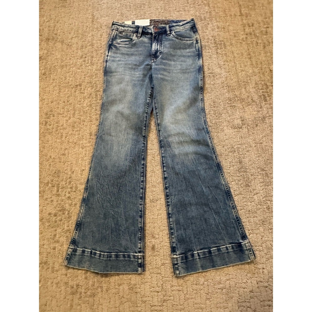 Wrangler Retro 26/30 Boot/Flare Cut Jeans NWT (D1)